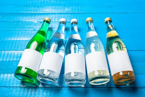 botellas con etiqueta